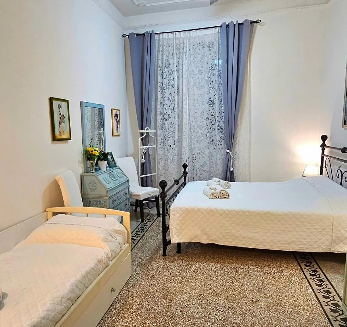 Casa Marino - Historic House Near The City Center Rzym 0*,